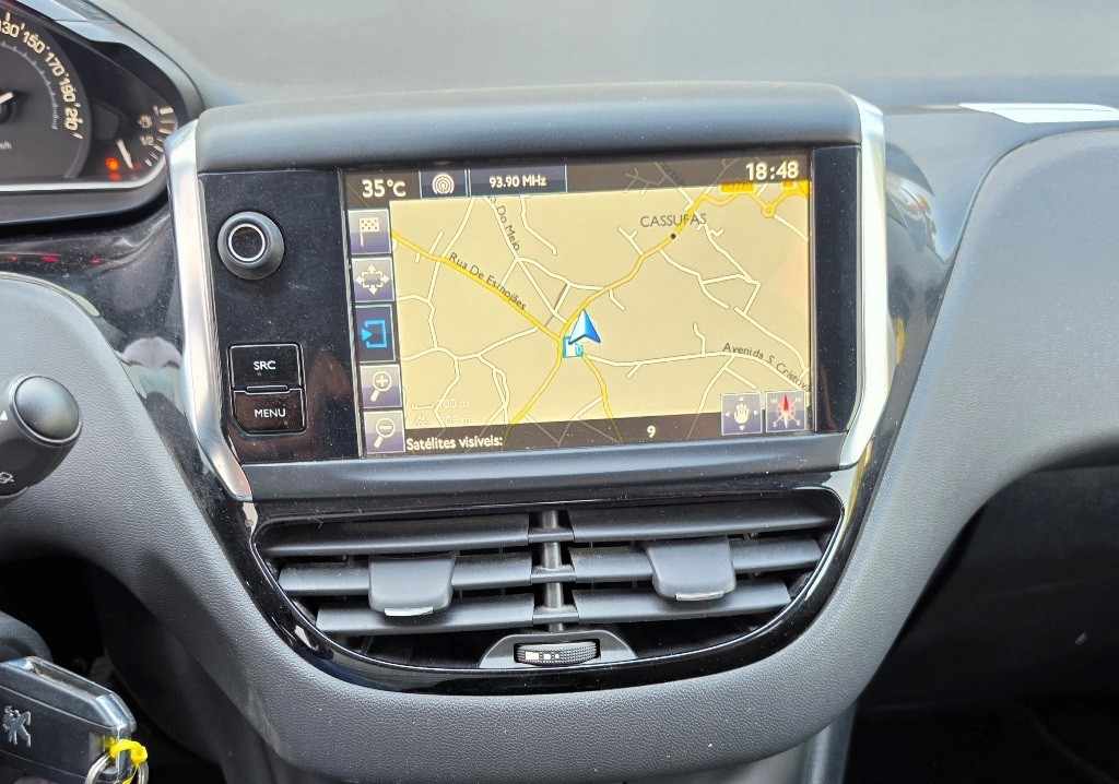 peugeot-208-2016-gasolina-1199cc