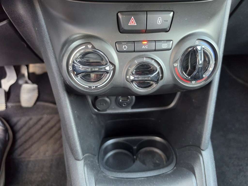 peugeot-208-2016-gasolina-1199cc