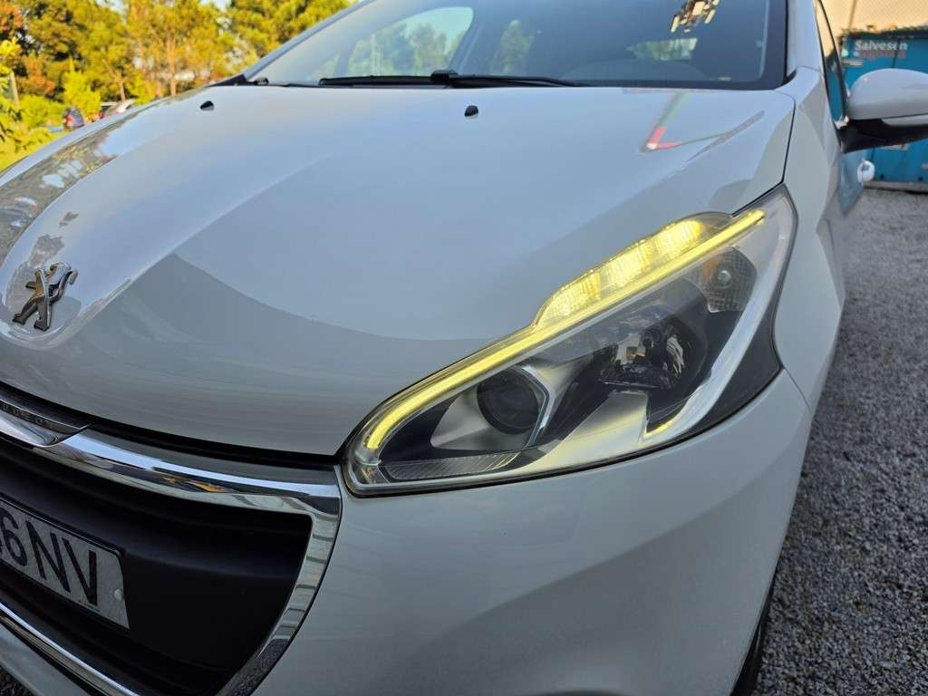 peugeot-208-2016-gasolina-1199cc