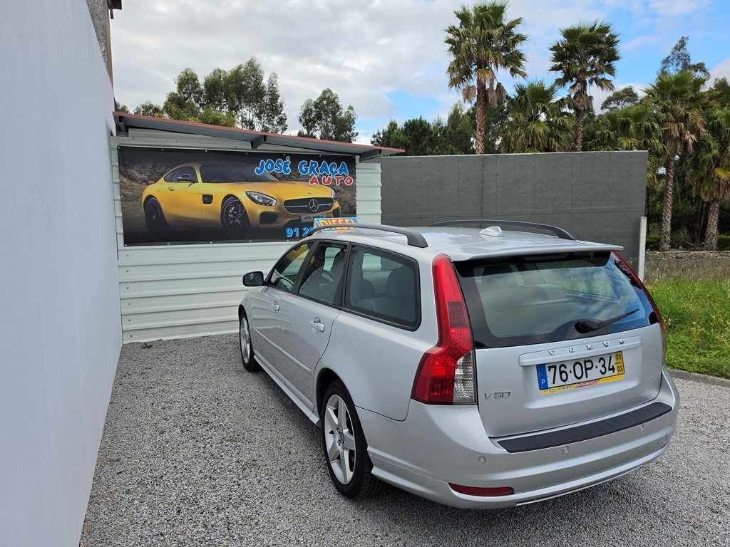 volvo-v50-2009-diesel-1560cc