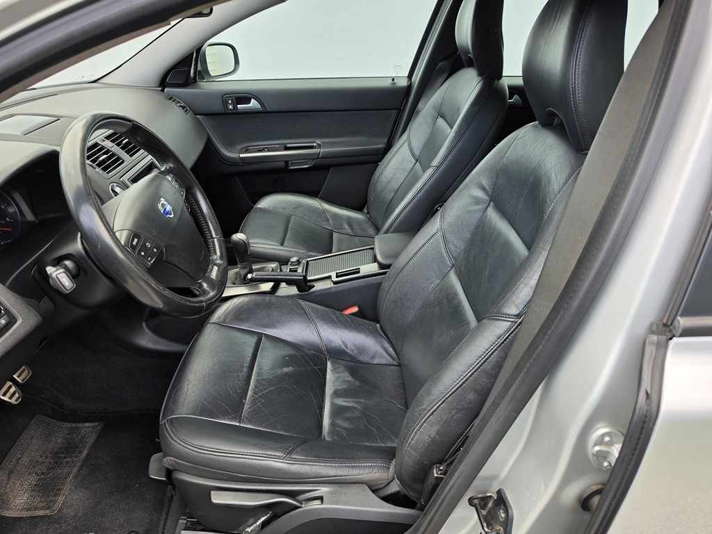 volvo-v50-2009-diesel-1560cc
