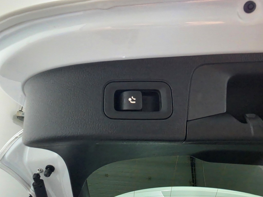 mercedes-benz-eqa-2021-eletrico-0cc
