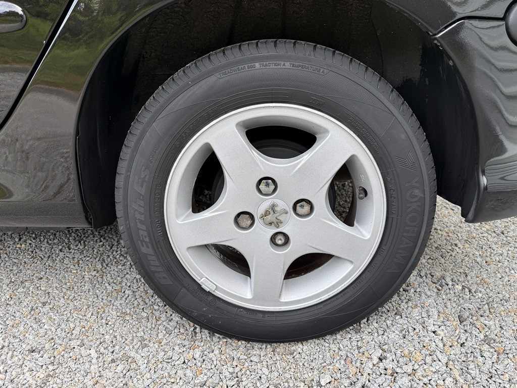 peugeot-206-2004-gasolina-1360cc