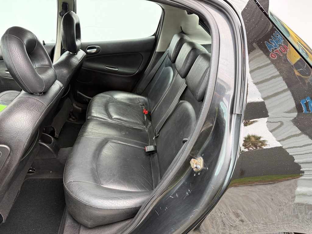 peugeot-206-2004-gasolina-1360cc