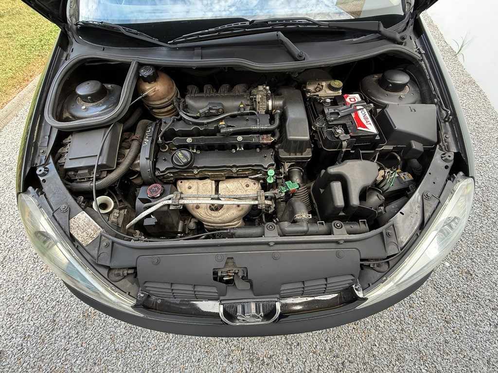 peugeot-206-2004-gasolina-1360cc