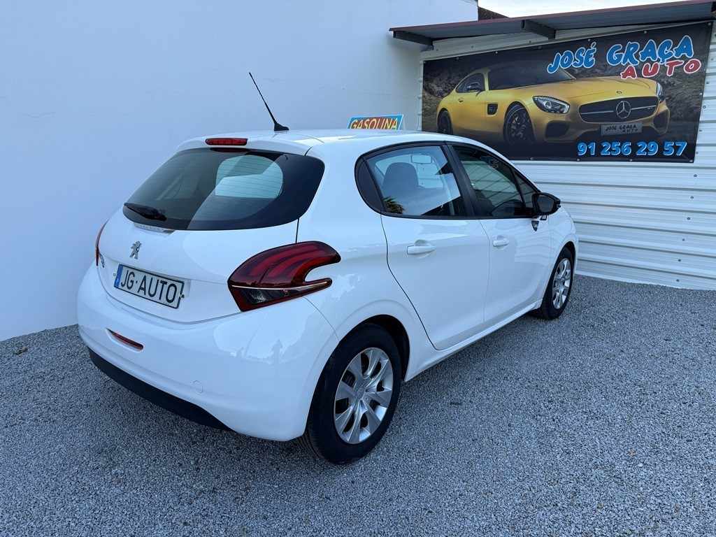 peugeot-208-2019-gasolina-1199cc