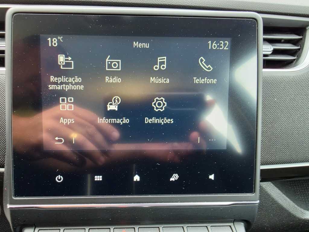 renault-zoe-2020-eletrico-0cc