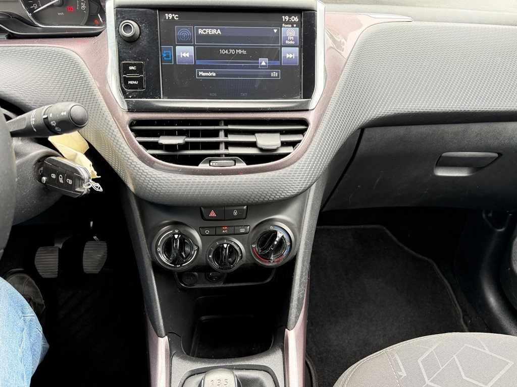 peugeot-2008-2014-gasolina-1199cc