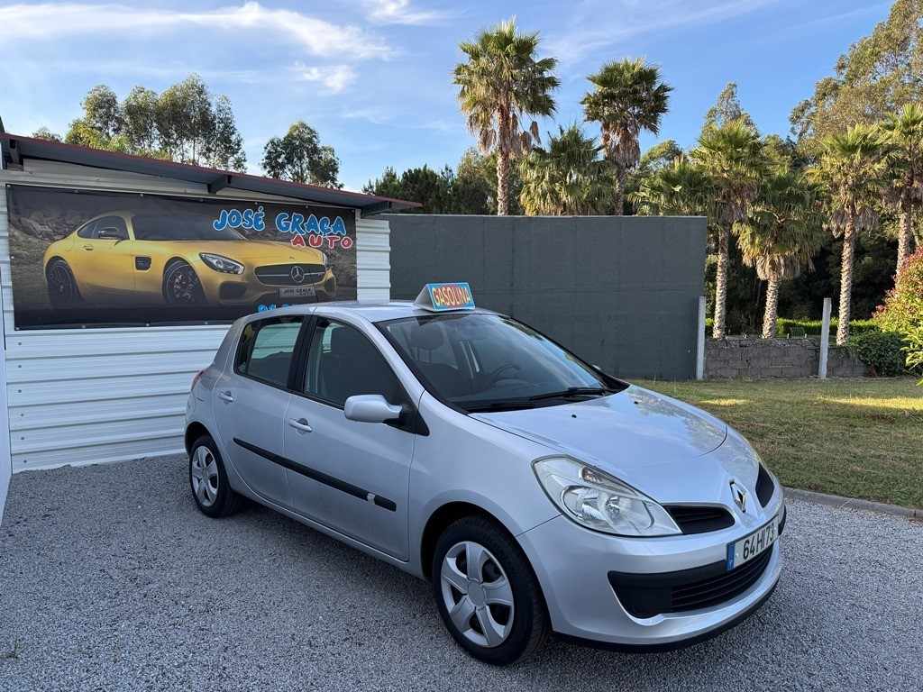 renault-clio-2009-gasolina-1149cc