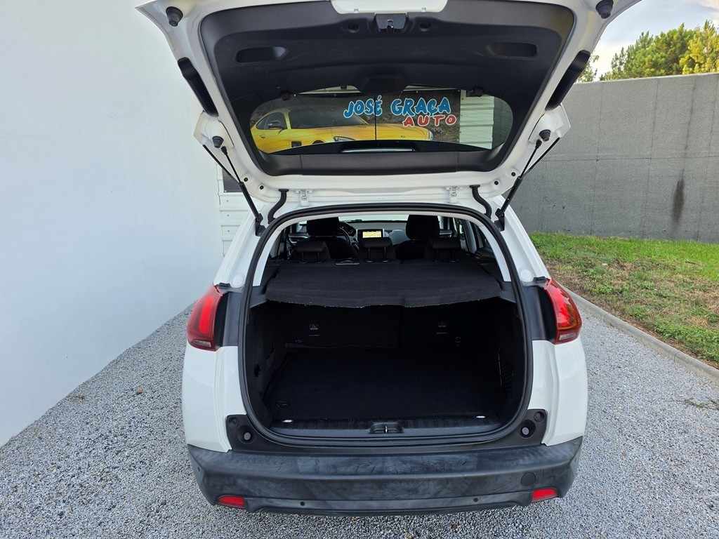 peugeot-2008-2018-gasolina-1199cc