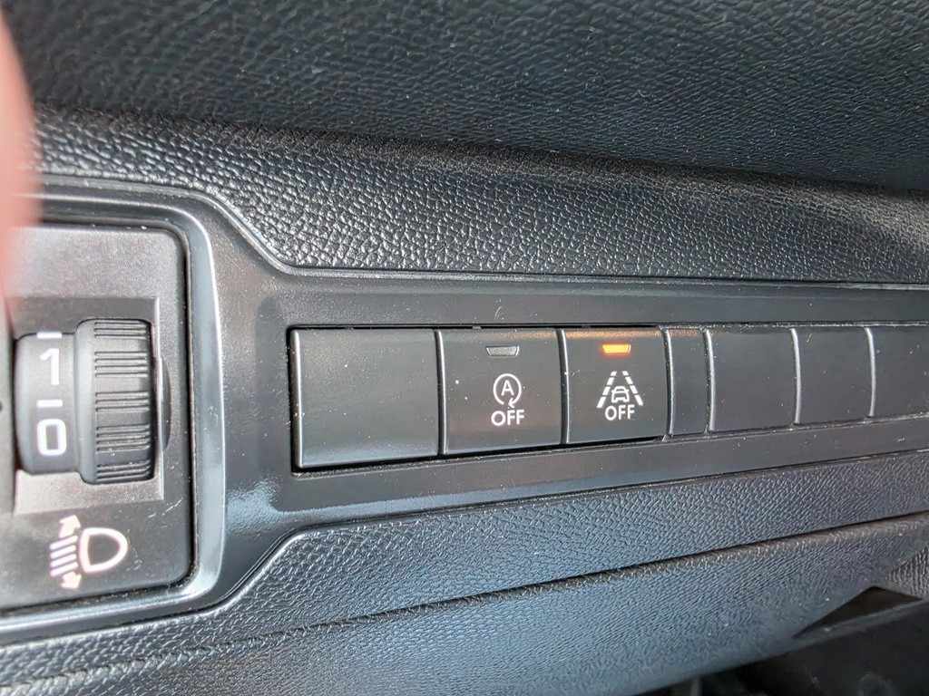 peugeot-308-sw-2019-diesel-1499cc
