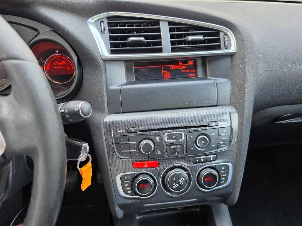 citroen-c4-2013-diesel-1560cc