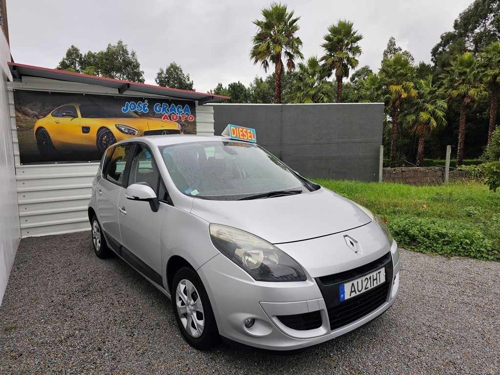 renault-scenic-2010-diesel-1461cc