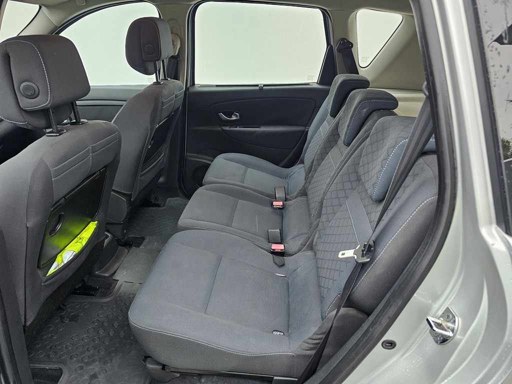 renault-scenic-2010-diesel-1461cc