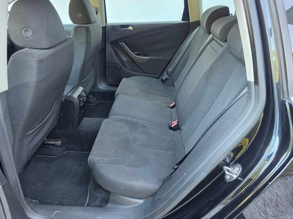 volkswagen-passat-variant-2006-diesel-1896cc