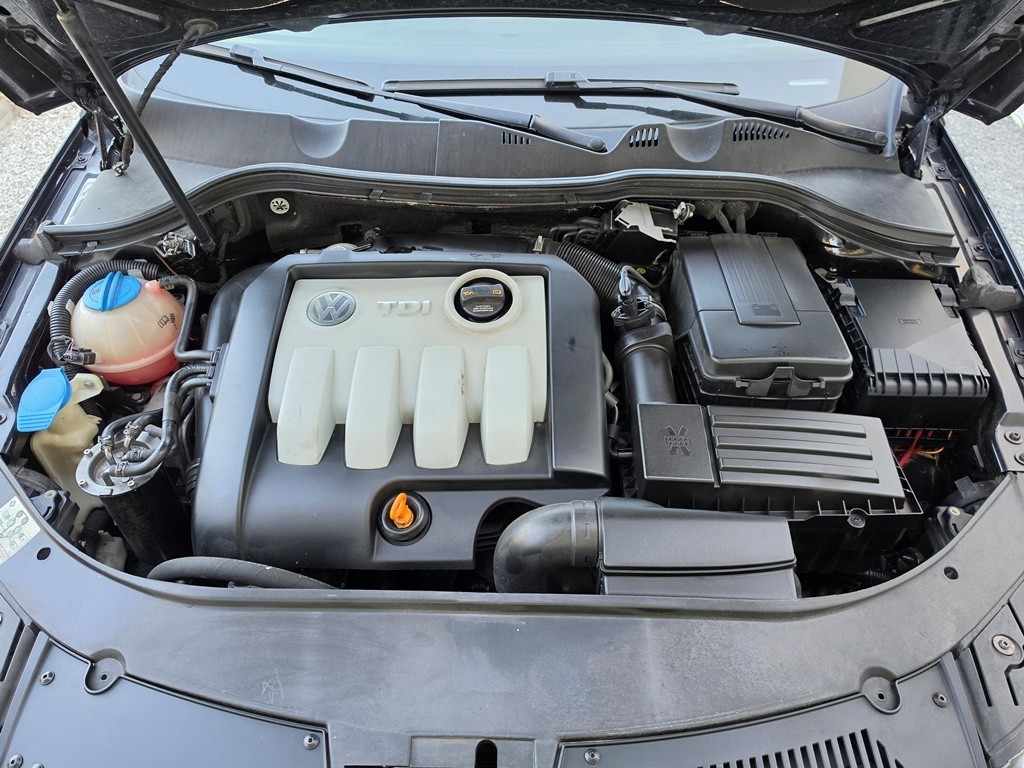 volkswagen-passat-variant-2006-diesel-1896cc