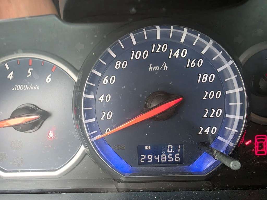 mitsubishi-grandis-2005-diesel-1968cc