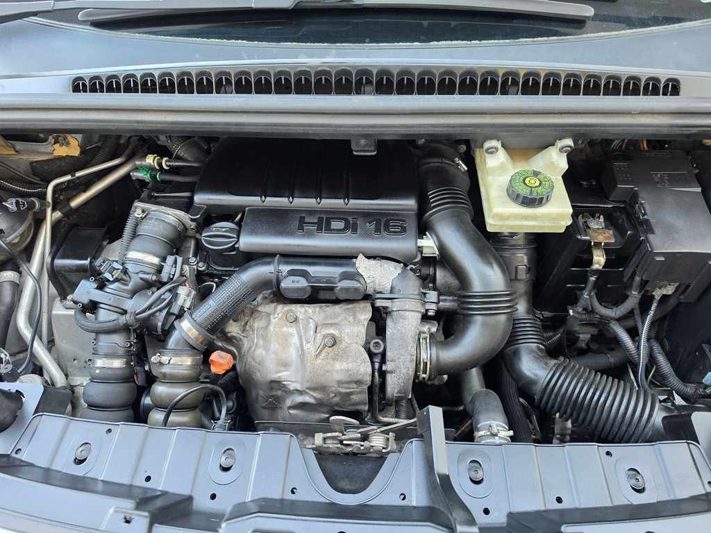 peugeot-3008-2009-diesel-1560cc