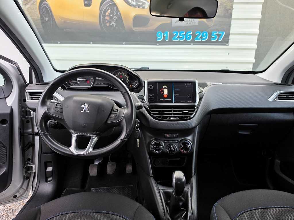 peugeot-208-2017-gasolina-1199cc