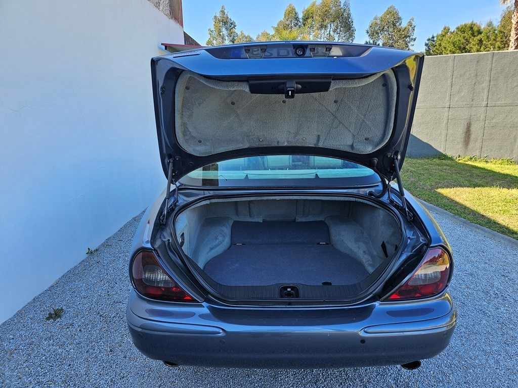 jaguar-xj-2007-diesel-2720cc