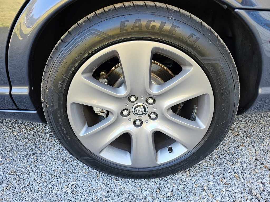 jaguar-xj-2007-diesel-2720cc