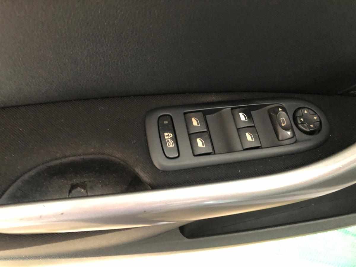 peugeot-308-1-6-hdi-fap-2008-diesel-1560cc