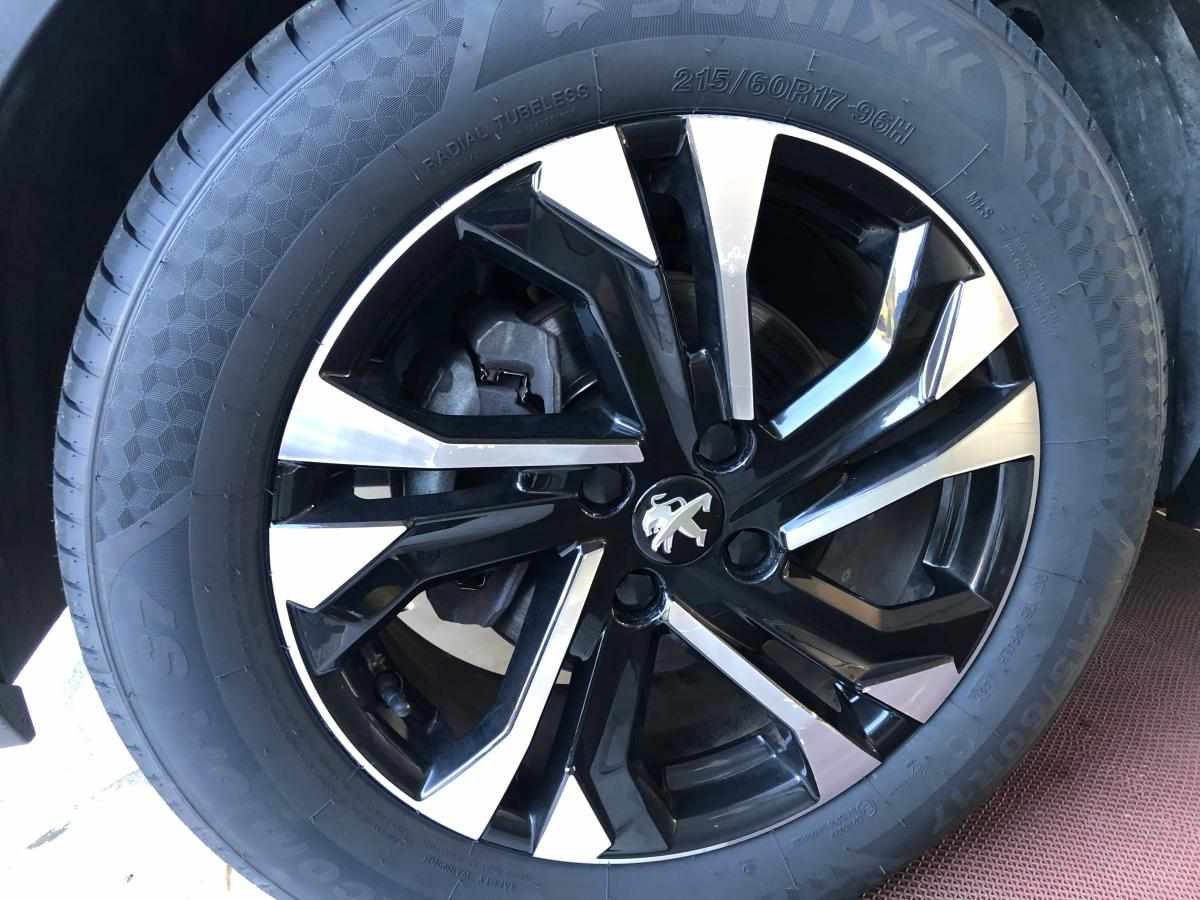 peugeot-2008-1-2-puretech-2023-gasolina-1199cc