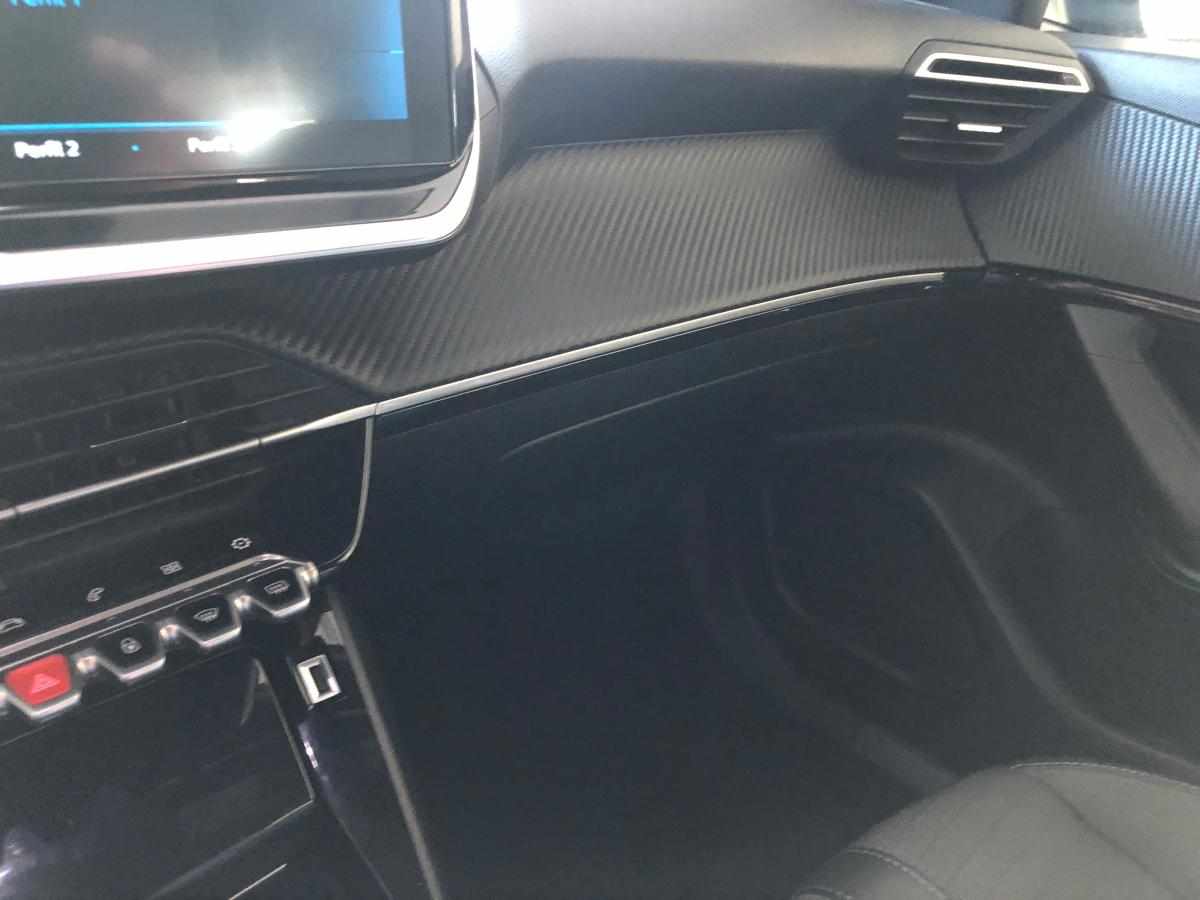 peugeot-2008-1-2-puretech-2023-gasolina-1199cc