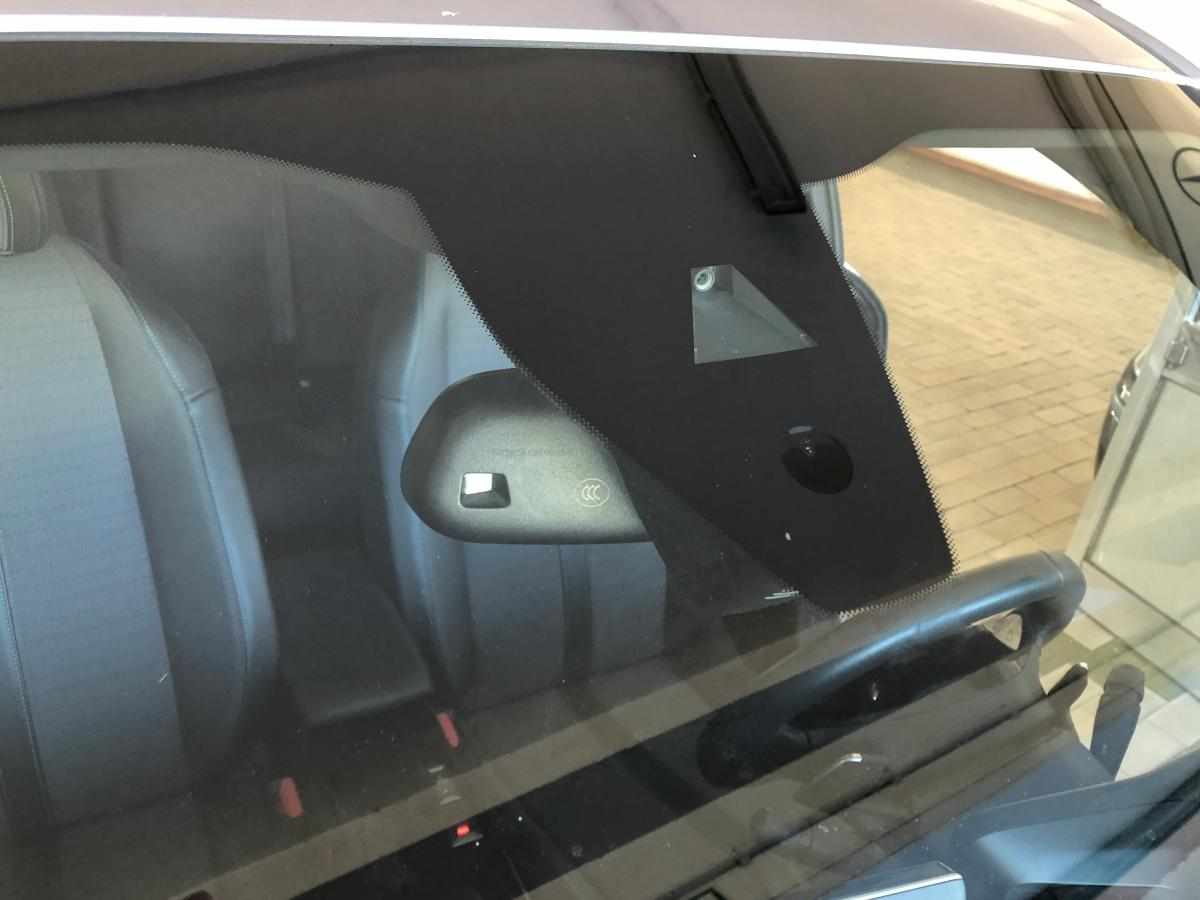 peugeot-2008-1-2-puretech-2023-gasolina-1199cc