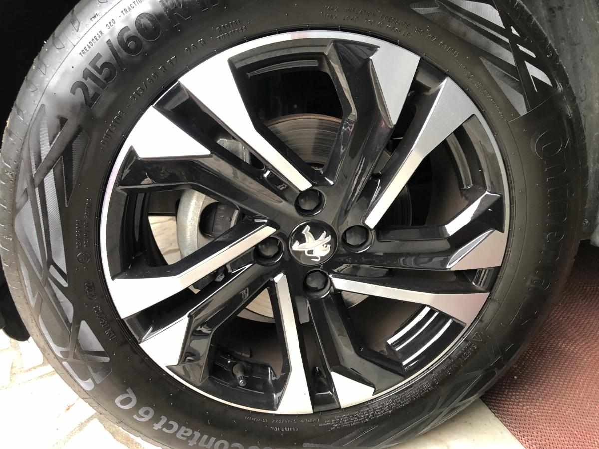 peugeot-2008-1-2-puretech-2023-gasolina-1199cc