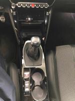 peugeot-2008-1-2-puretech-2023-gasolina-1199cc