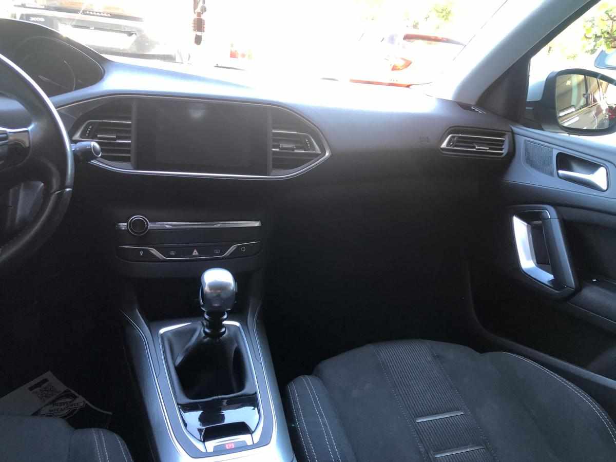 peugeot-308-1-6-e-hdi-fap-2014-diesel-1560cc