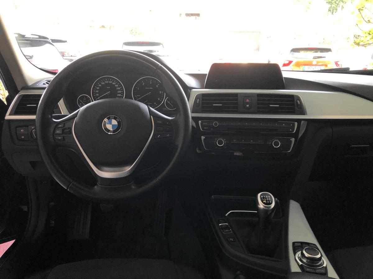 bmw-serie-3-318d-touring-2015-diesel-1995cc