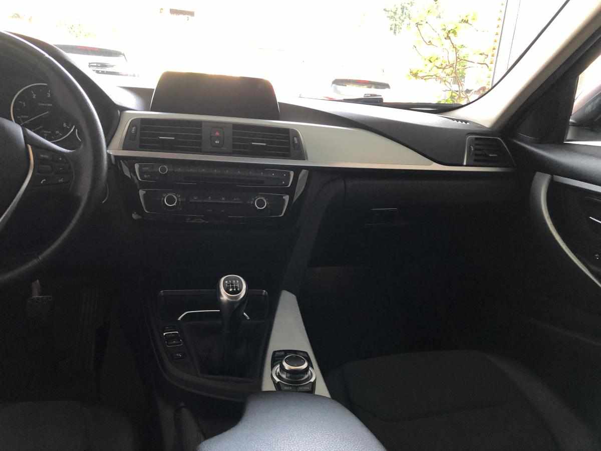 bmw-serie-3-318d-touring-2015-diesel-1995cc