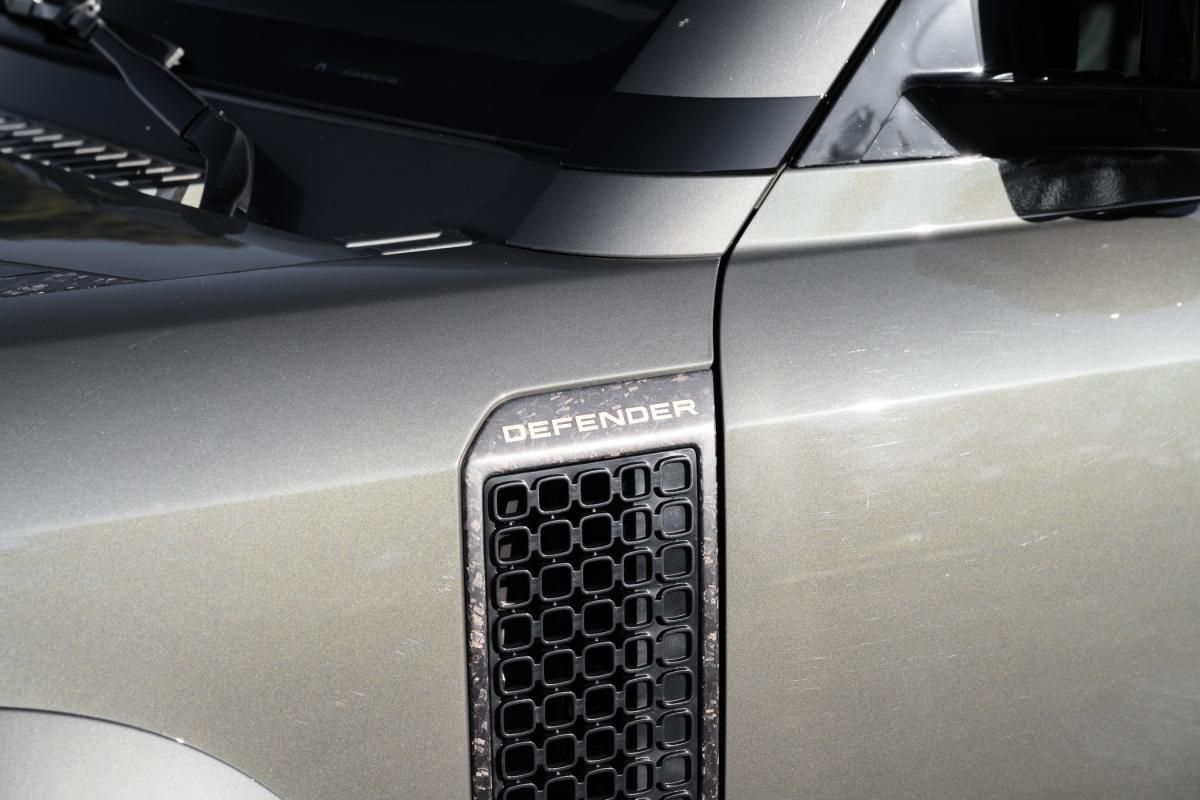 land-rover-defender-2025-gasolina-4395cc