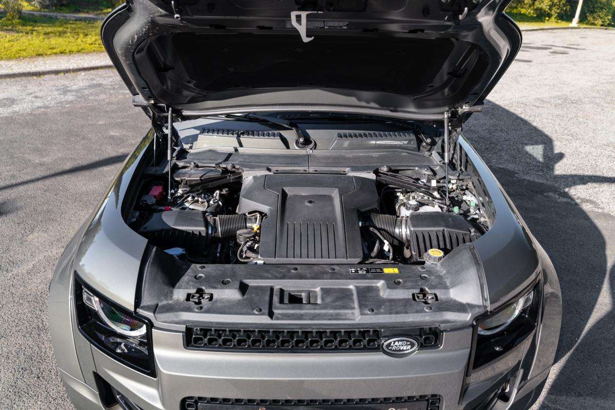 land-rover-defender-2025-gasolina-4395cc