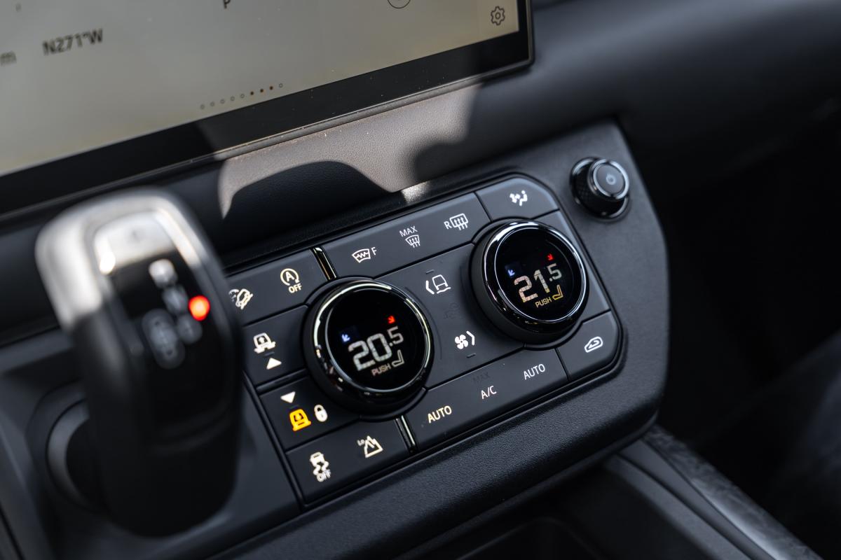 land-rover-defender-2025-gasolina-4395cc