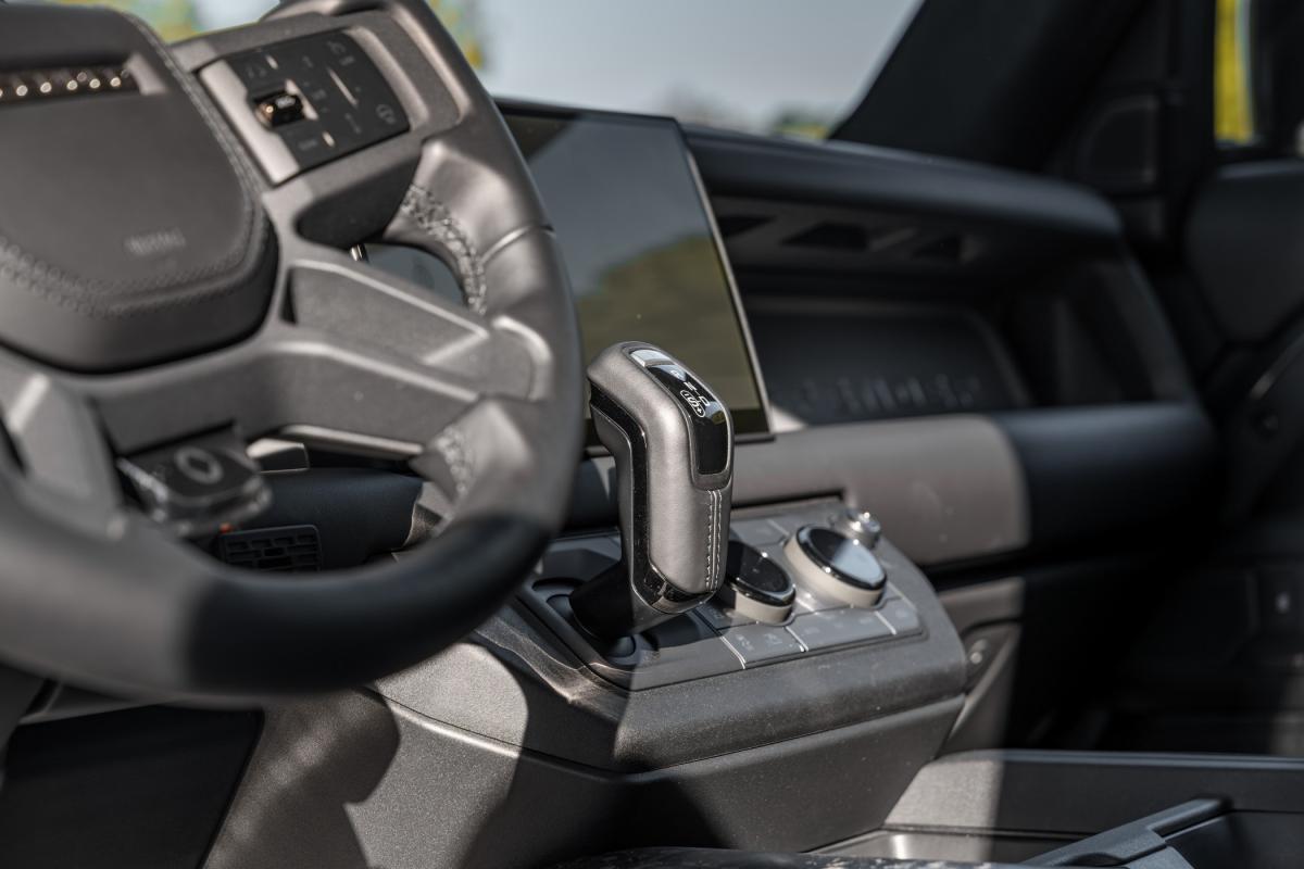 land-rover-defender-2025-gasolina-4395cc