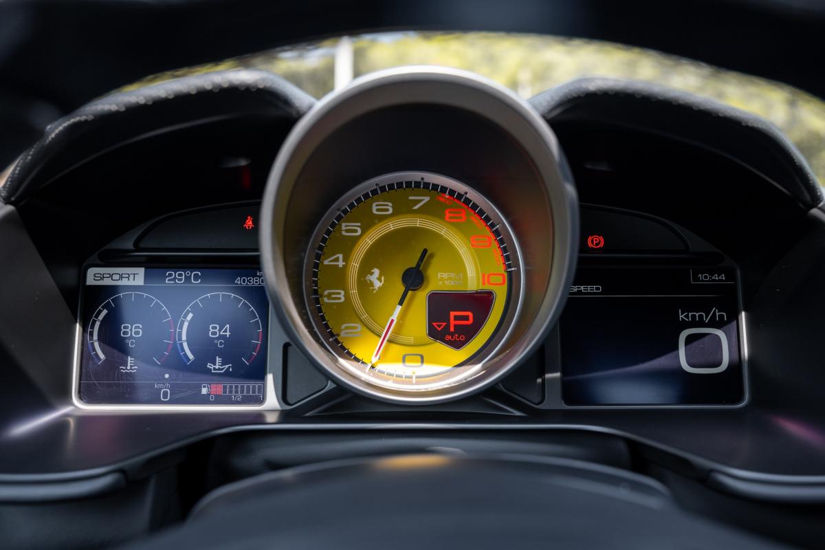 ferrari-portofino-2019-gasolina-3855cc