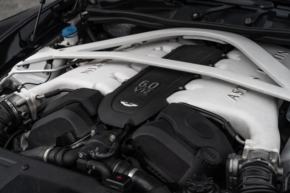 aston-martin-vanquish-2012-gasolina-5935cc