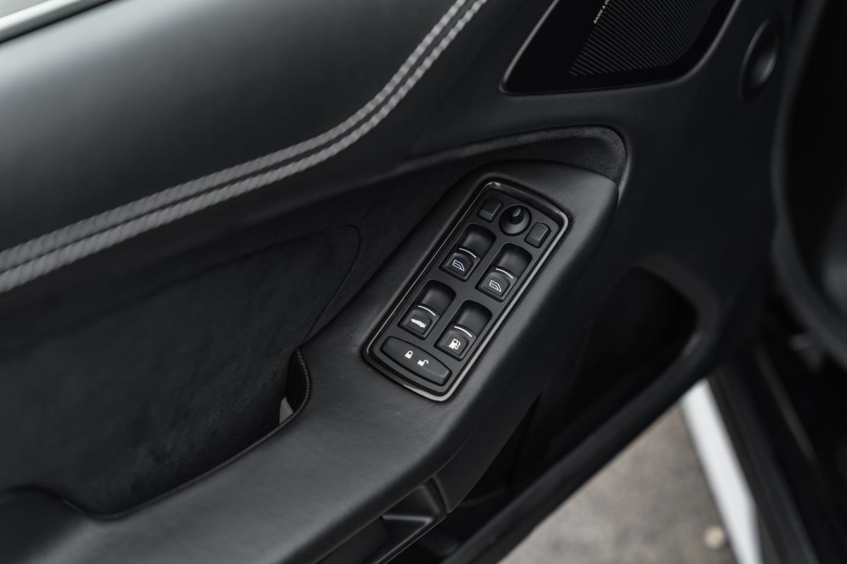 aston-martin-vanquish-2012-gasolina-5935cc
