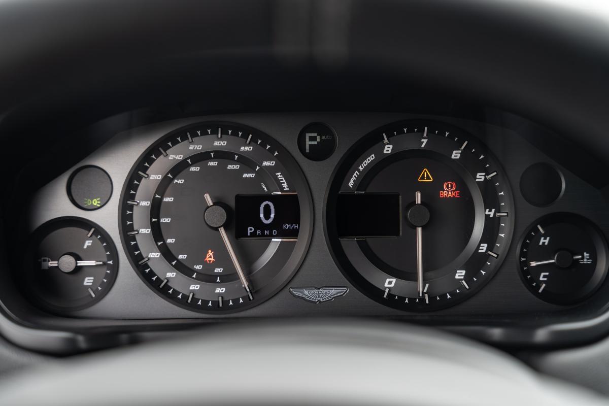 aston-martin-vanquish-2012-gasolina-5935cc