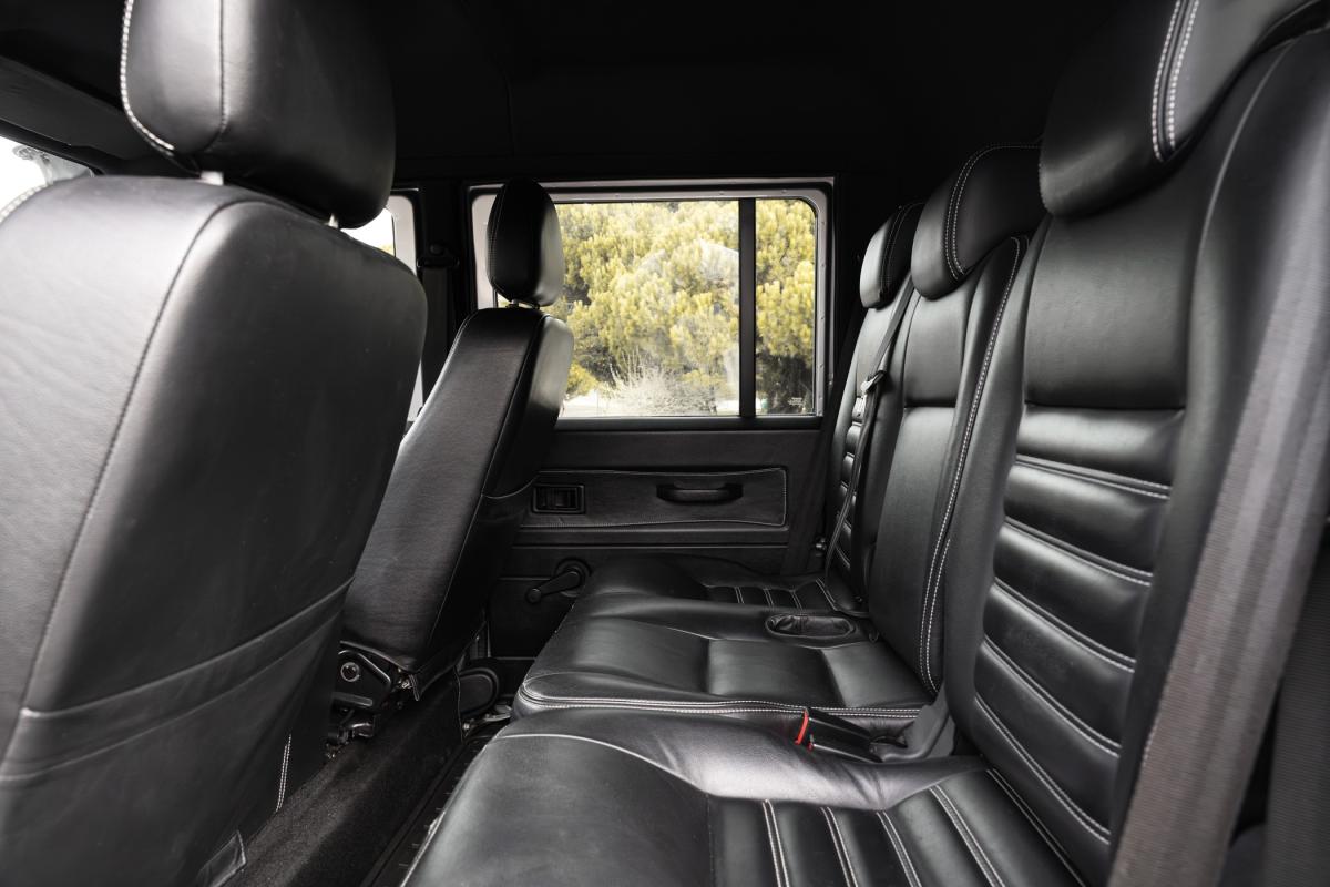 land-rover-defender-2013-diesel-2198cc