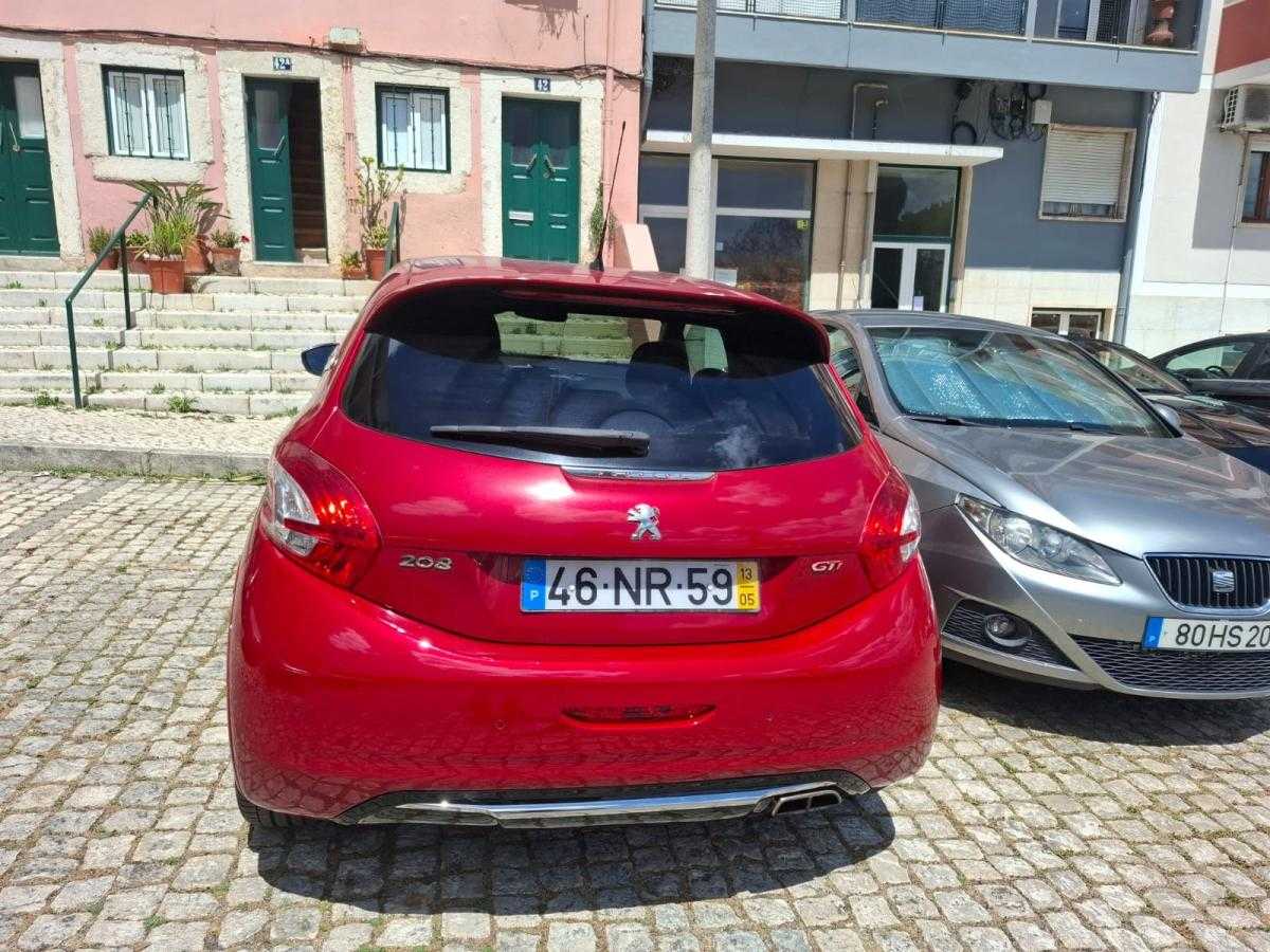 peugeot-208-2013-gasolina-1598cc