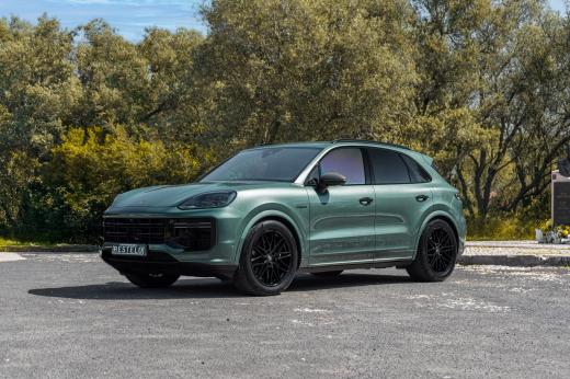 porsche-cayenne-2025-hibrido-a-diesel-3996cc