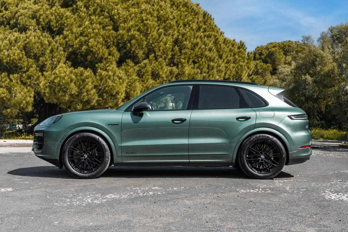 porsche-cayenne-2025-hibrido-a-diesel-3996cc