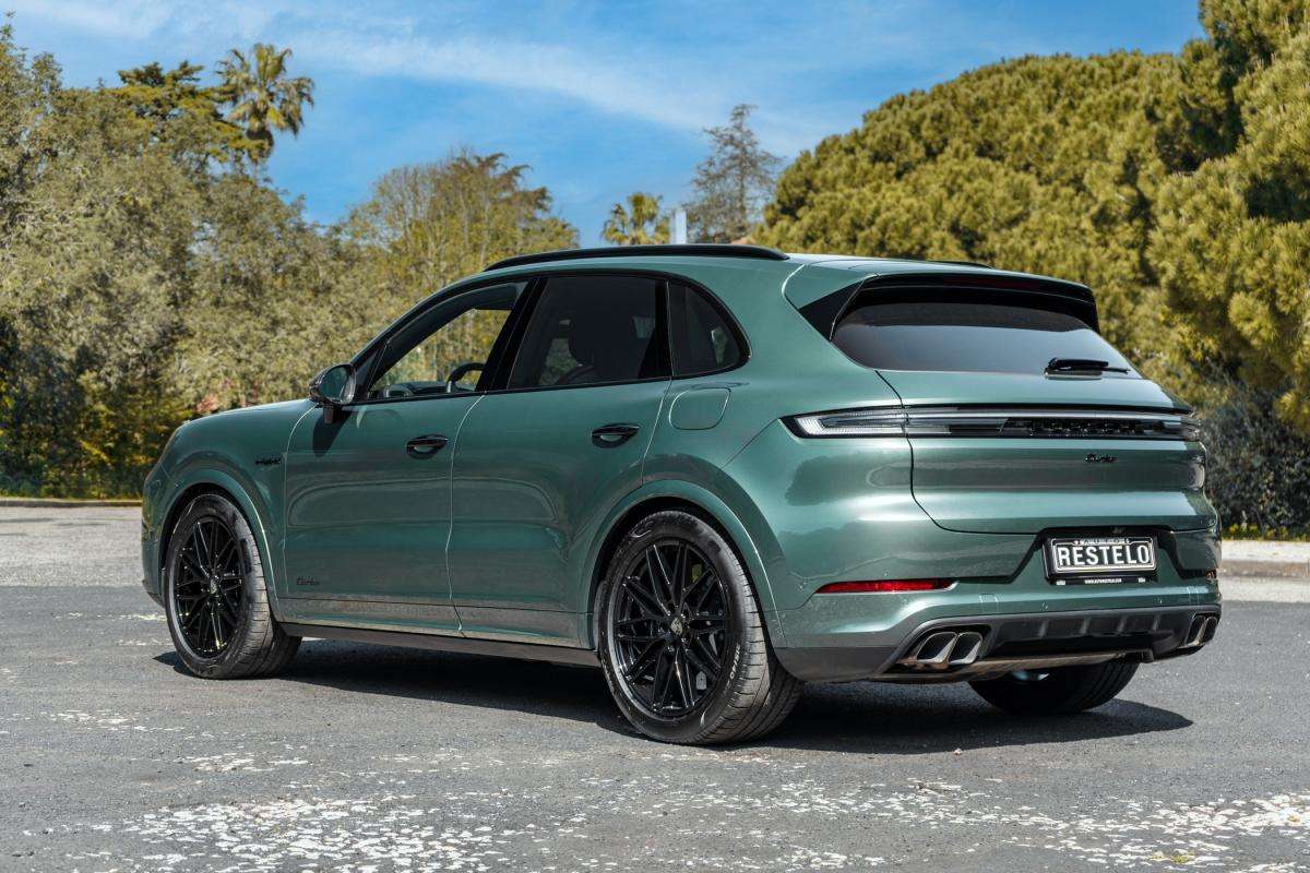 porsche-cayenne-2025-hibrido-a-diesel-3996cc