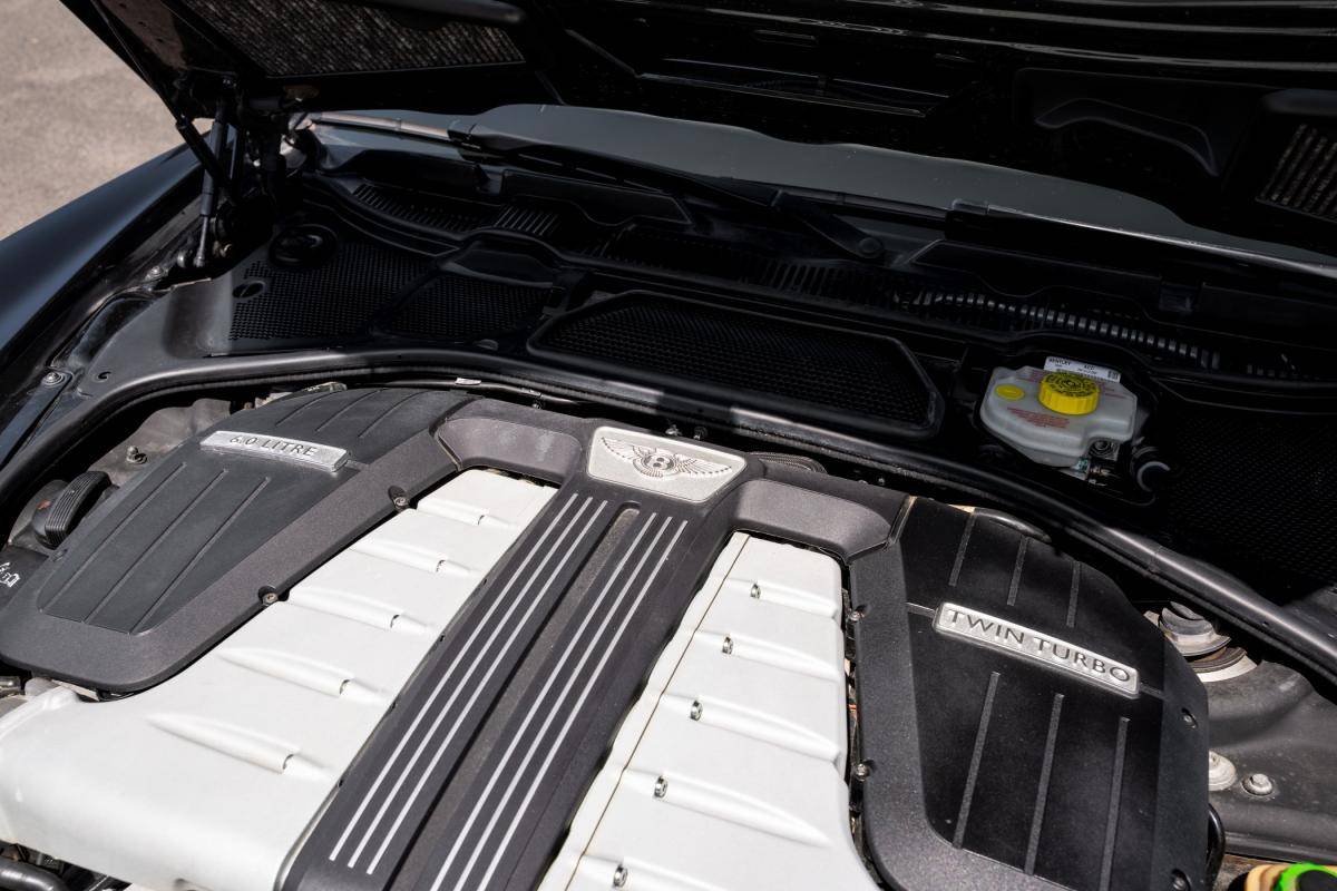 bentley-continental-2015-gasolina-5998cc