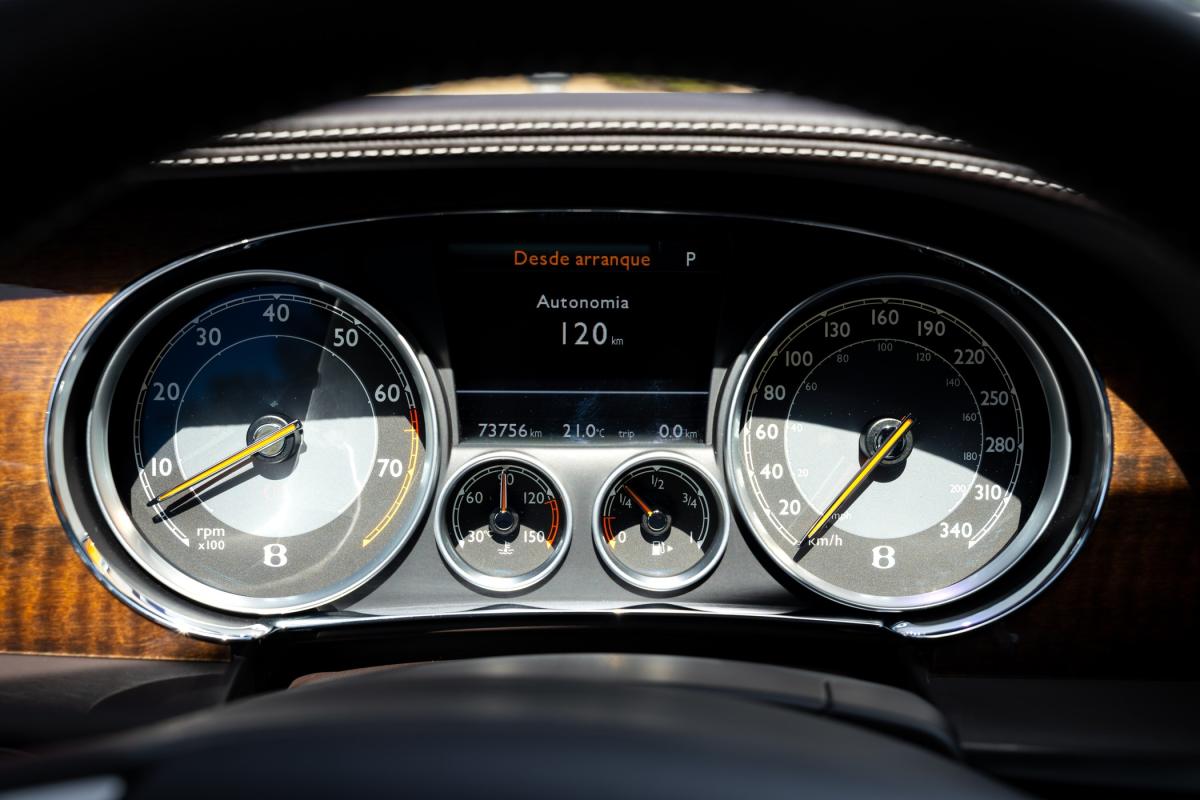 bentley-continental-2015-gasolina-5998cc