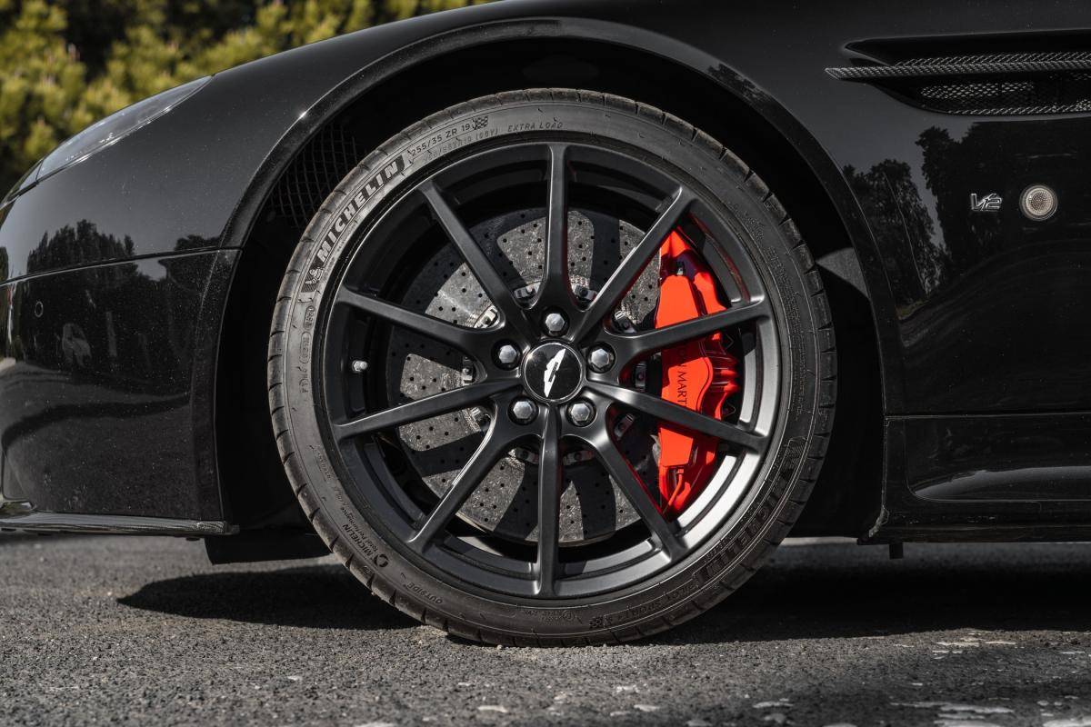 aston-martin-vantage-coupe-2018-gasolina-5935cc